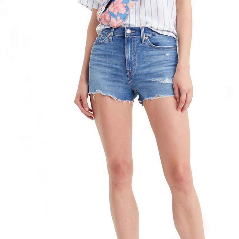 Levi’s High Rise Short Sapphire Dust